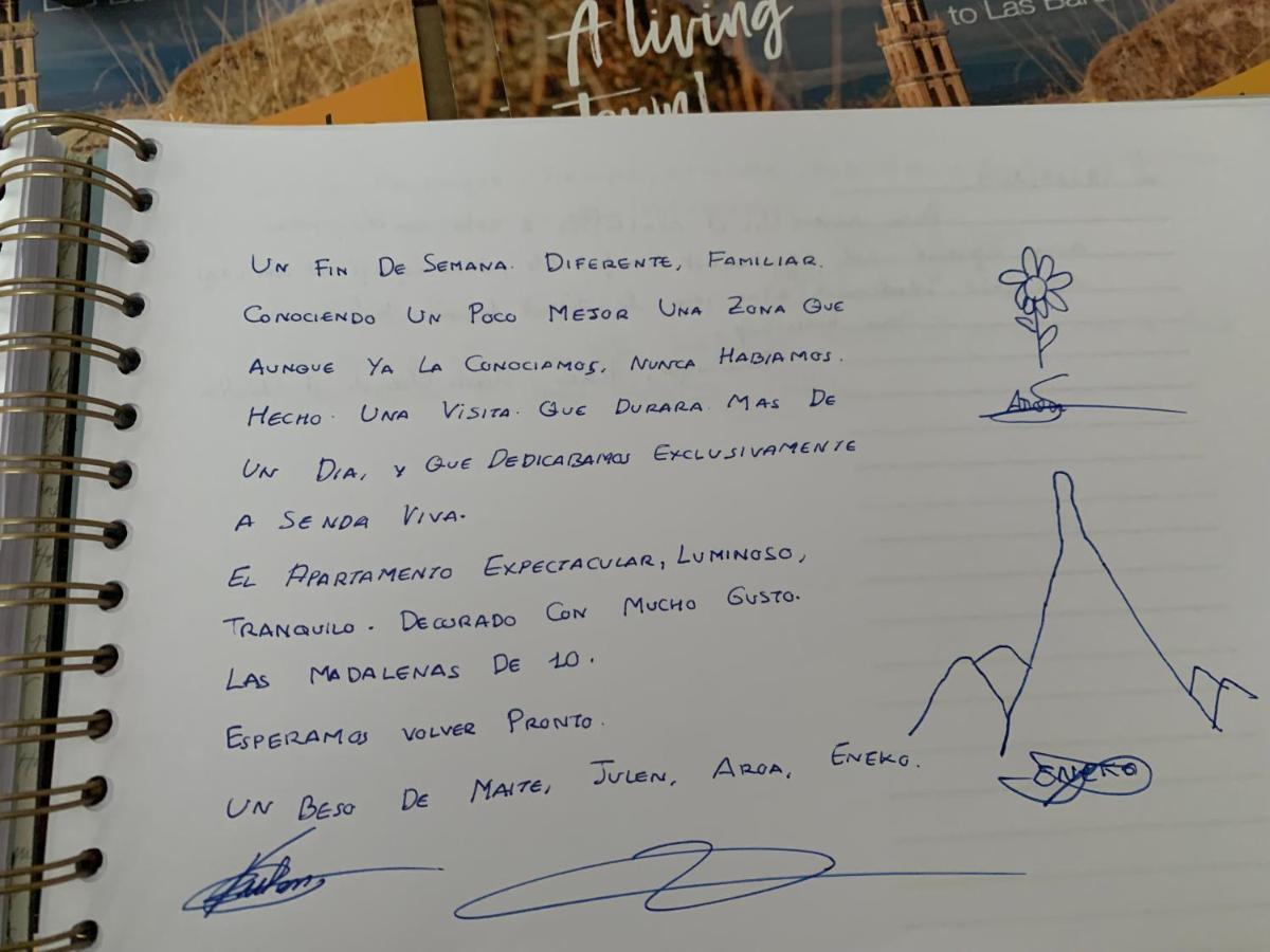 Apartamento Turistico “El Yugo” Arguedas Bagian luar foto