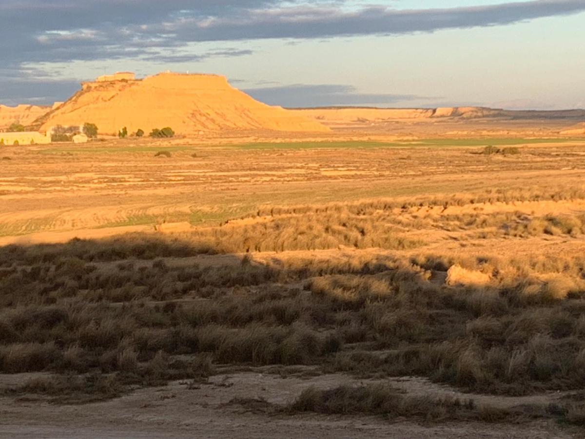 Apartamento Turistico “El Yugo” Arguedas Bagian luar foto